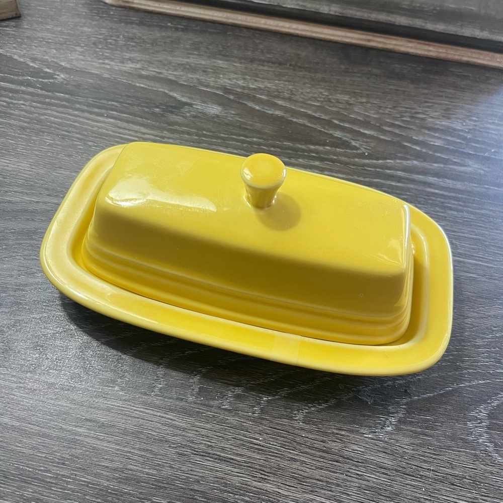 Authentic Fiesta Butter Dish in Sunflower. 🌻